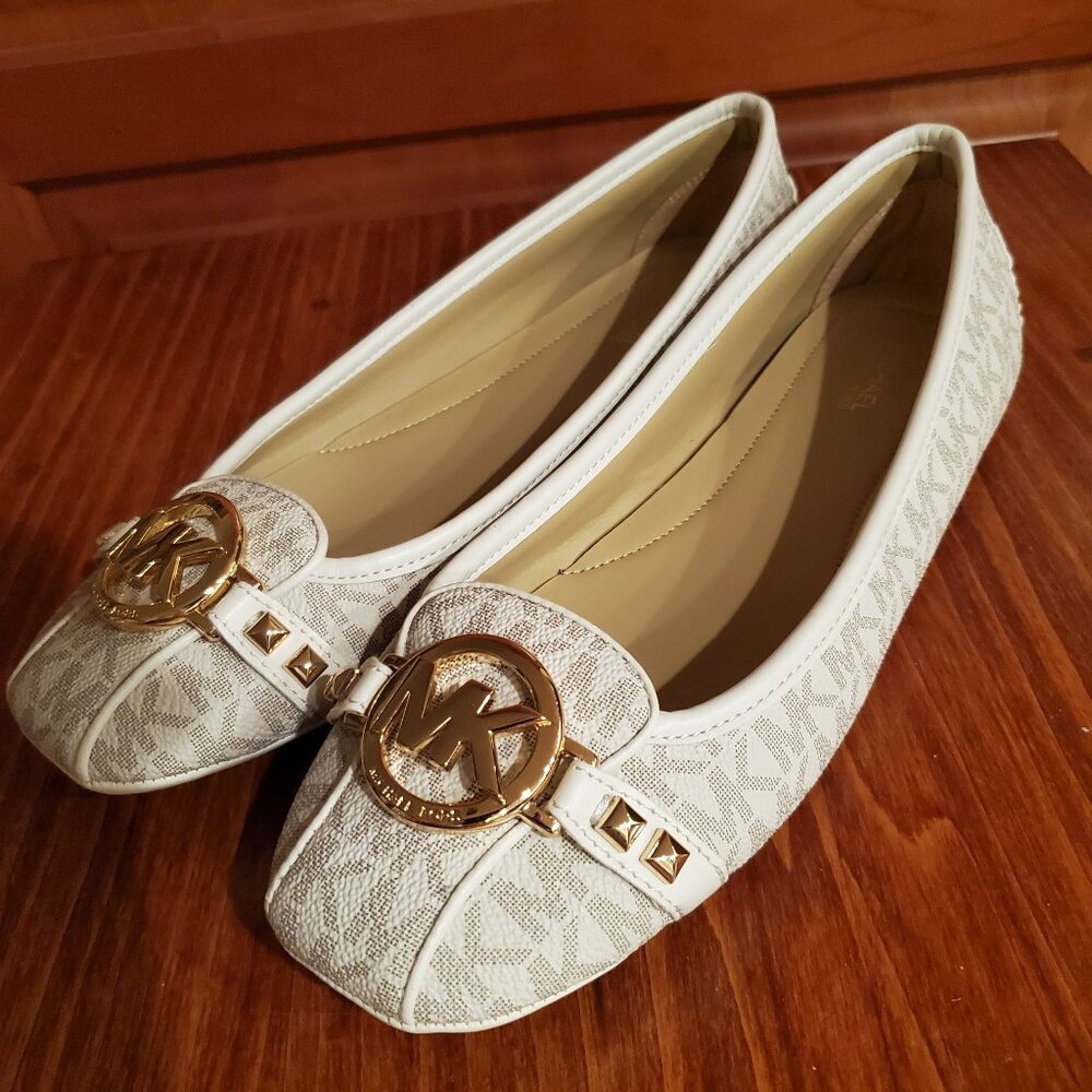 Michael Kors Fulton Studded Logo Flats Sz 9